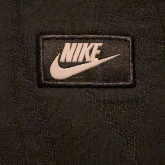 Nike Crewneck - Picture 2 of 6